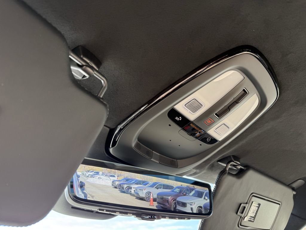 New 2026 Volvo XC90 B6 Ultra w/ Lounge Package image 25