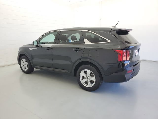Used 2022 Kia Sorento LX FWD image 7