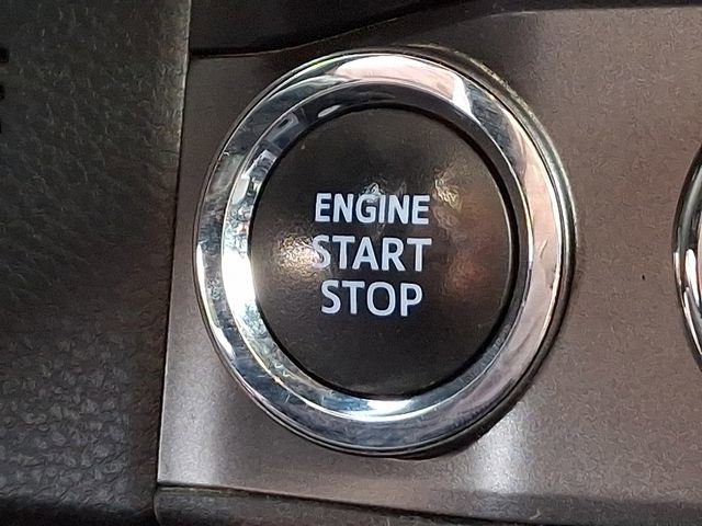 Used 2020 Toyota Tacoma TRD Off-Road image 30