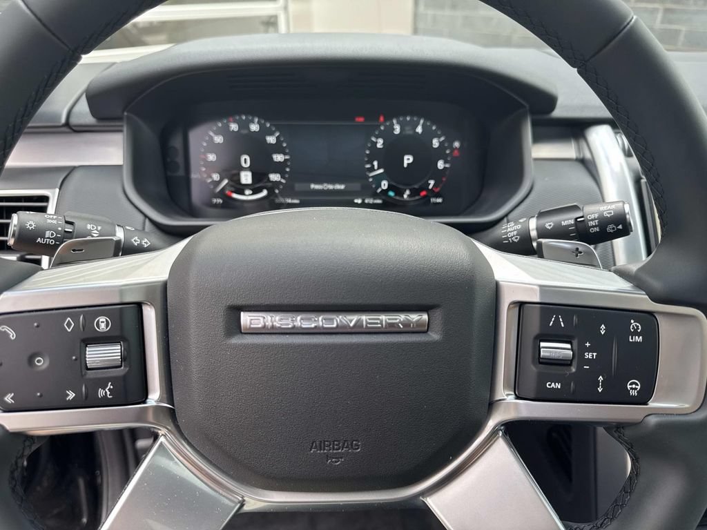 New 2026 Land Rover Discovery Dynamic SE AWD/4WD image 30