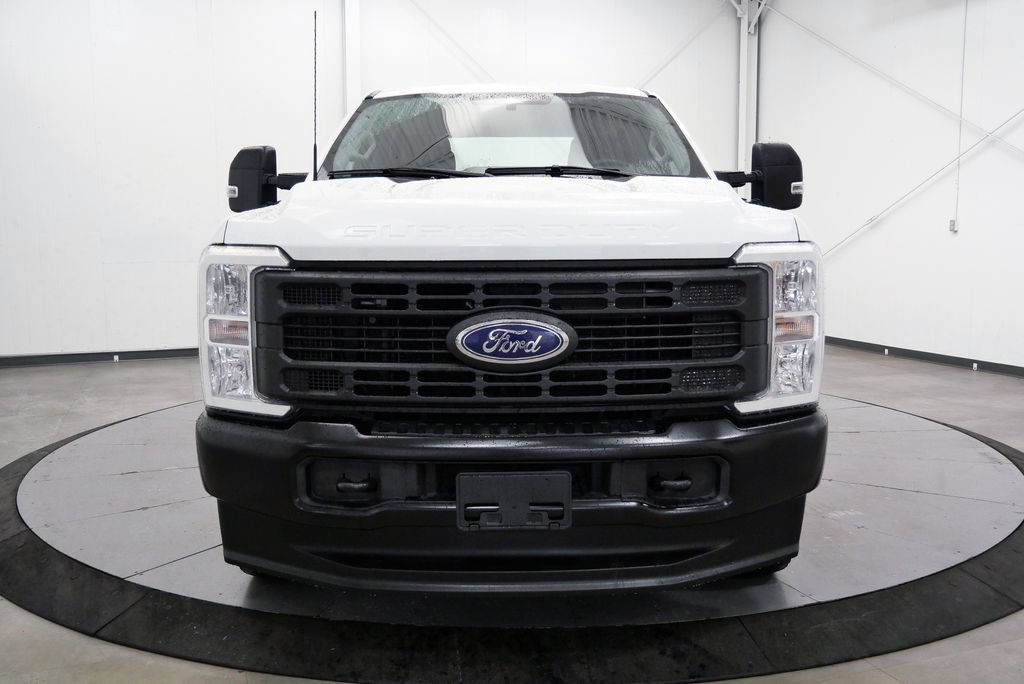 Used 2024 Ford F250 XL w/ FX4 Off-Road Package AWD/4WD image 2