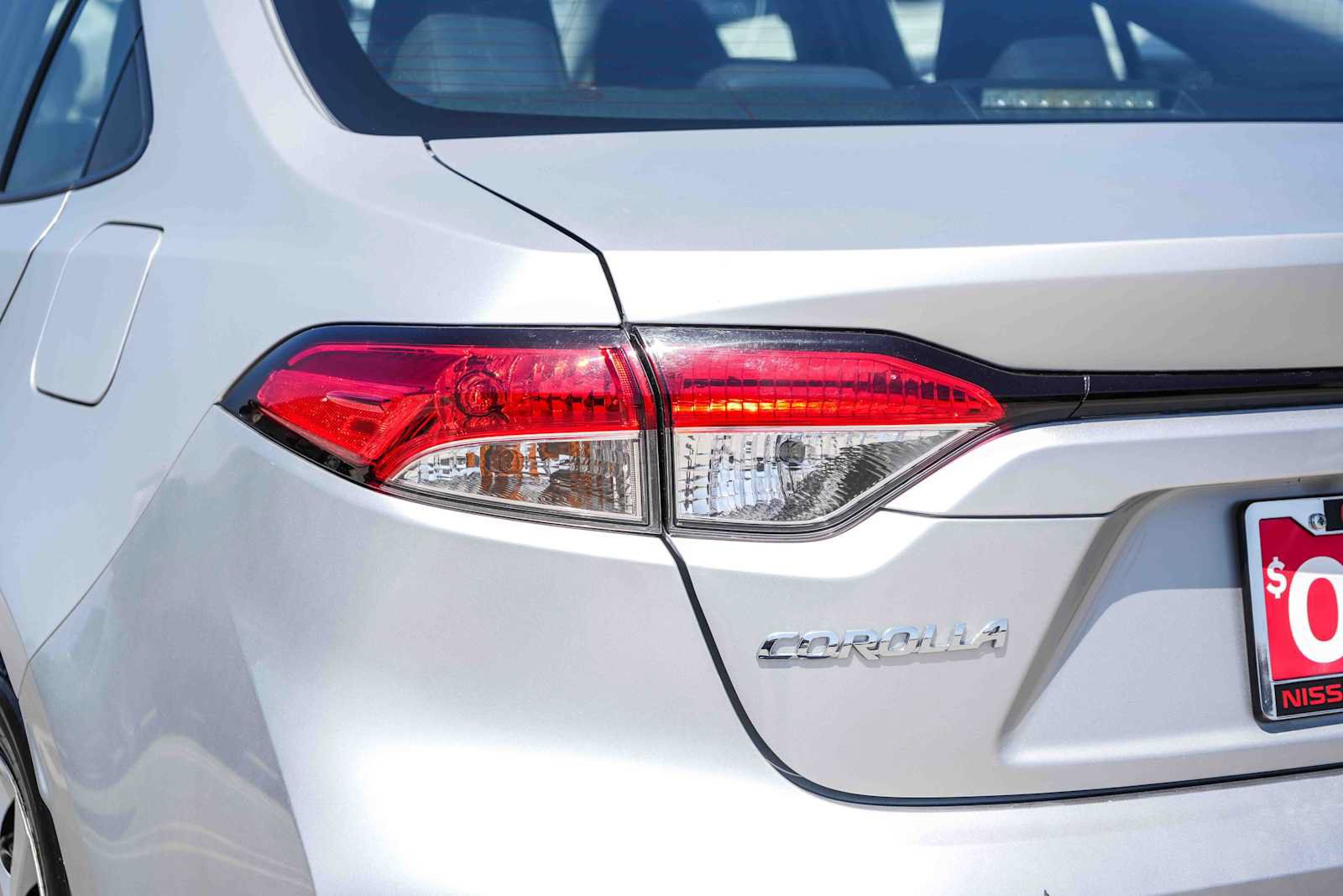 Used 2023 Toyota Corolla LE FWD image 8