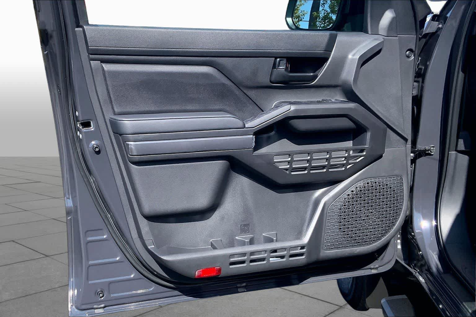 New 2026 Toyota Tacoma SR5 AWD/4WD image 10