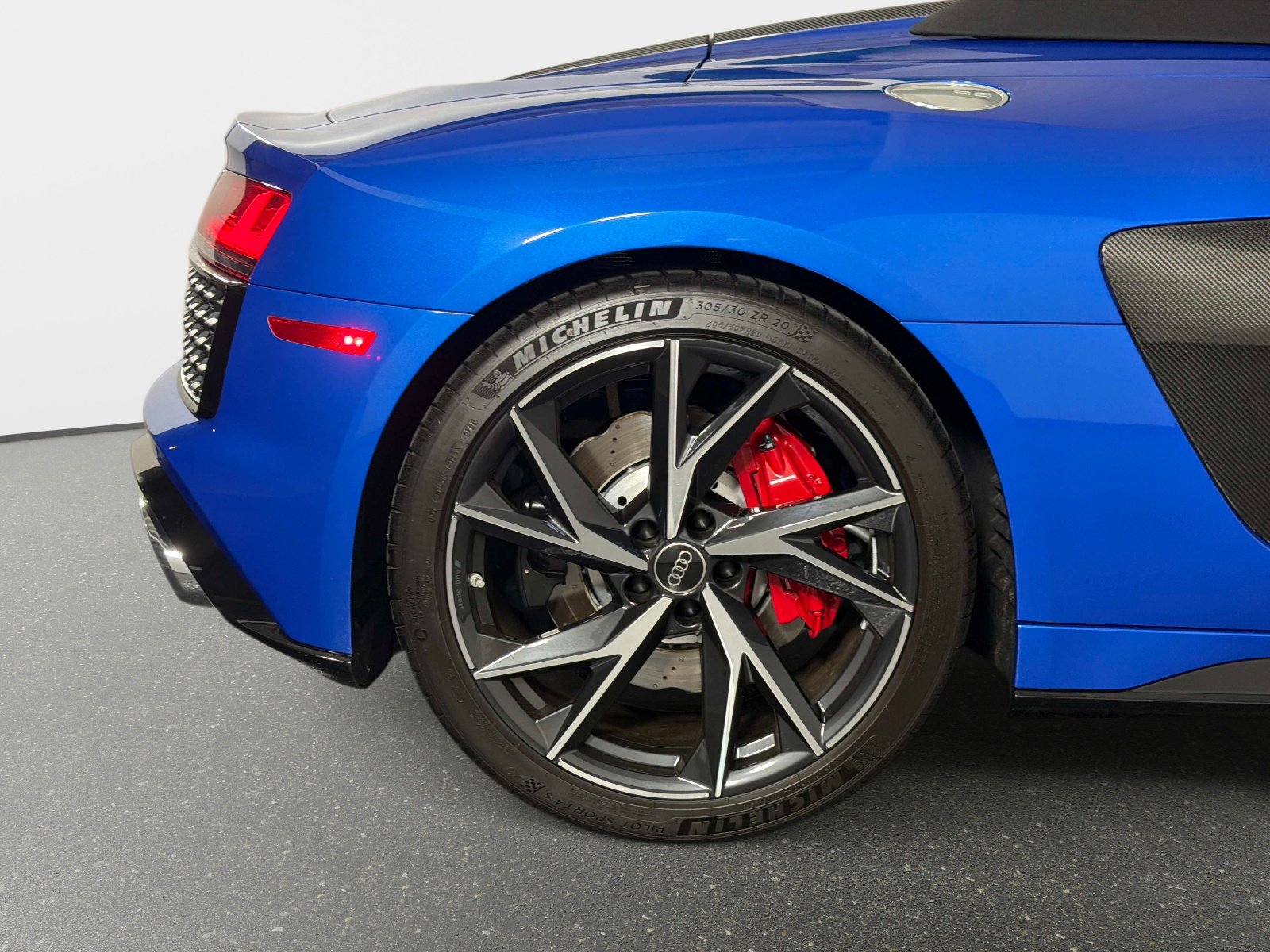 Used 2023 Audi R8 V10 performance image 20