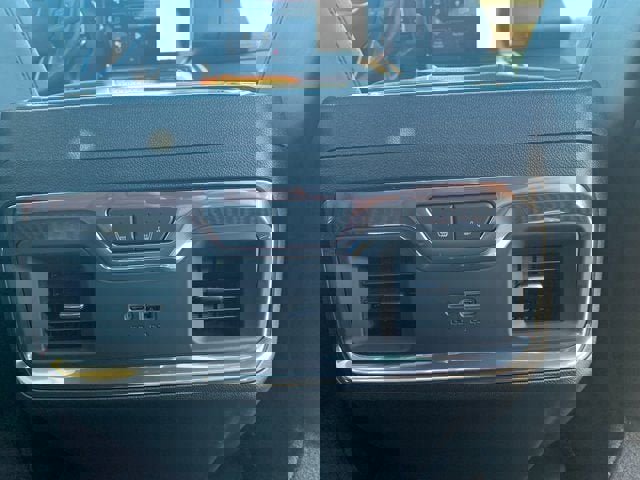 New 2026 GMC Sierra 3500 Denali Ultimate image 18