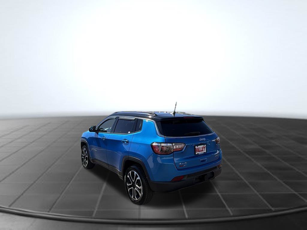 Used 2022 Jeep Compass Limited AWD/4WD image 9