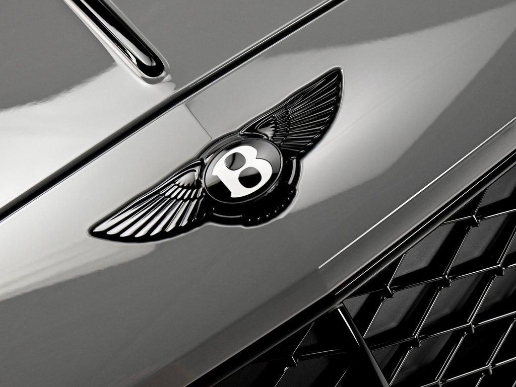 Used 2025 Bentley Flying Spur Plug-In Hybrid AWD/4WD image 34