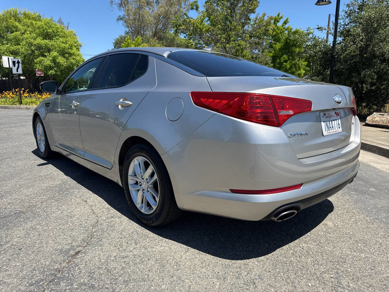Used 2013 Kia Optima LX w/ Convenience Plus Pkg FWD image 7