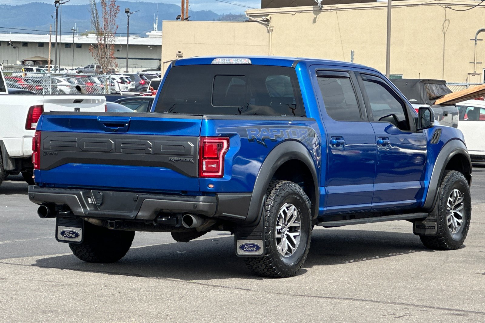 Used 2018 Ford F150 Raptor w/ Equipment Group 802A Luxury image 4