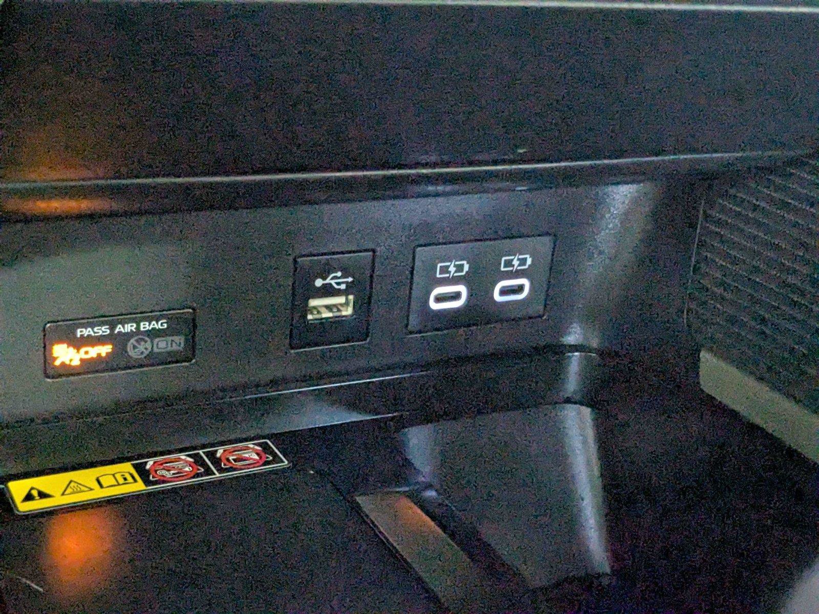 Certified 2026 Toyota Camry Hybrid FWD image 22