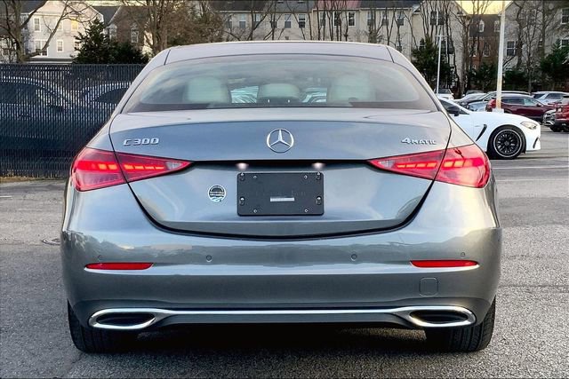 Used 2025 Mercedes-Benz C 300 4MATIC Sedan image 3