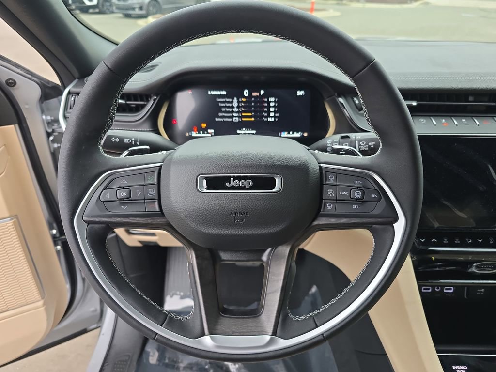 New 2026 Jeep Grand Cherokee Limited image 17