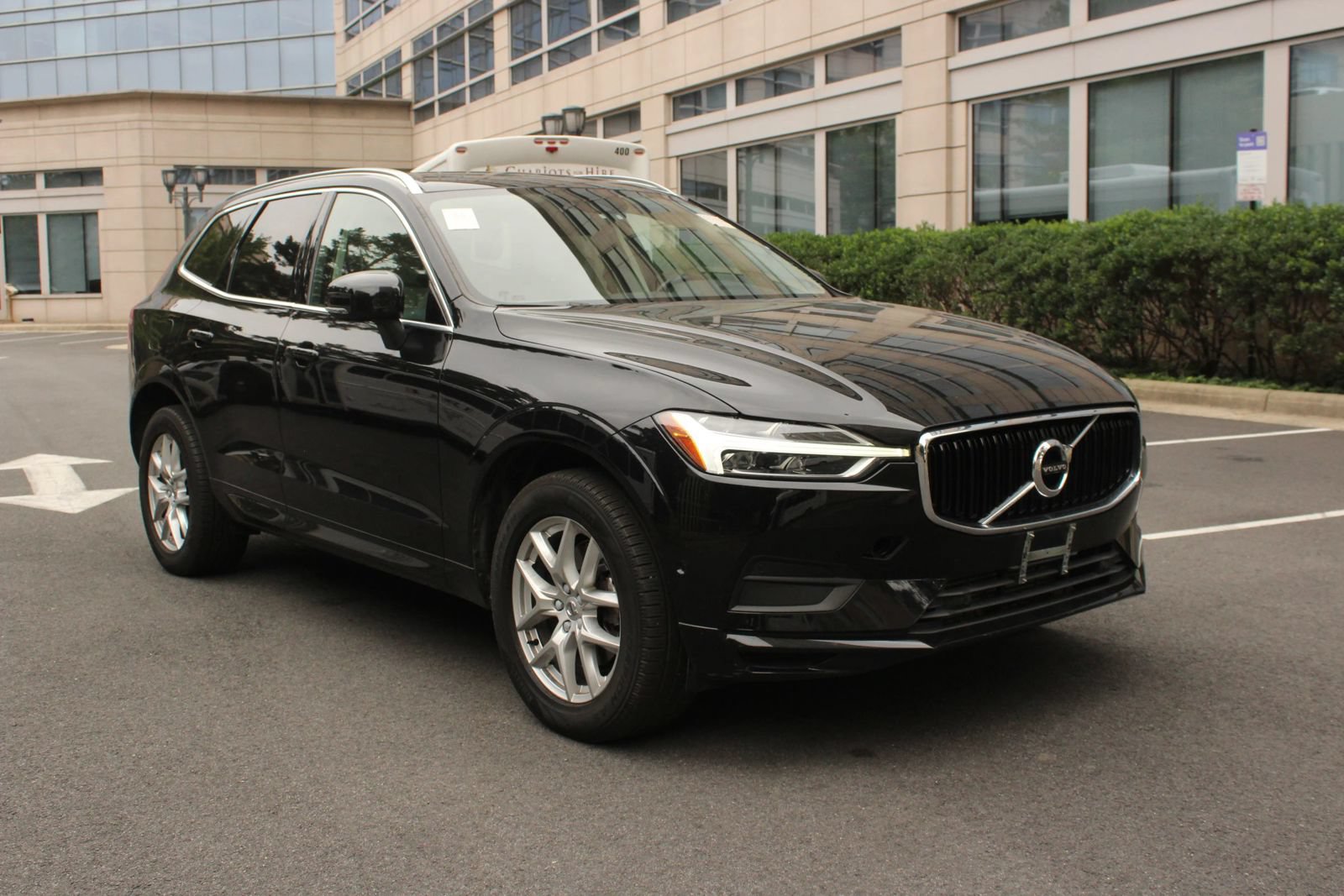 Used 2019 Volvo XC60 T5 Momentum w/ Multimedia Package