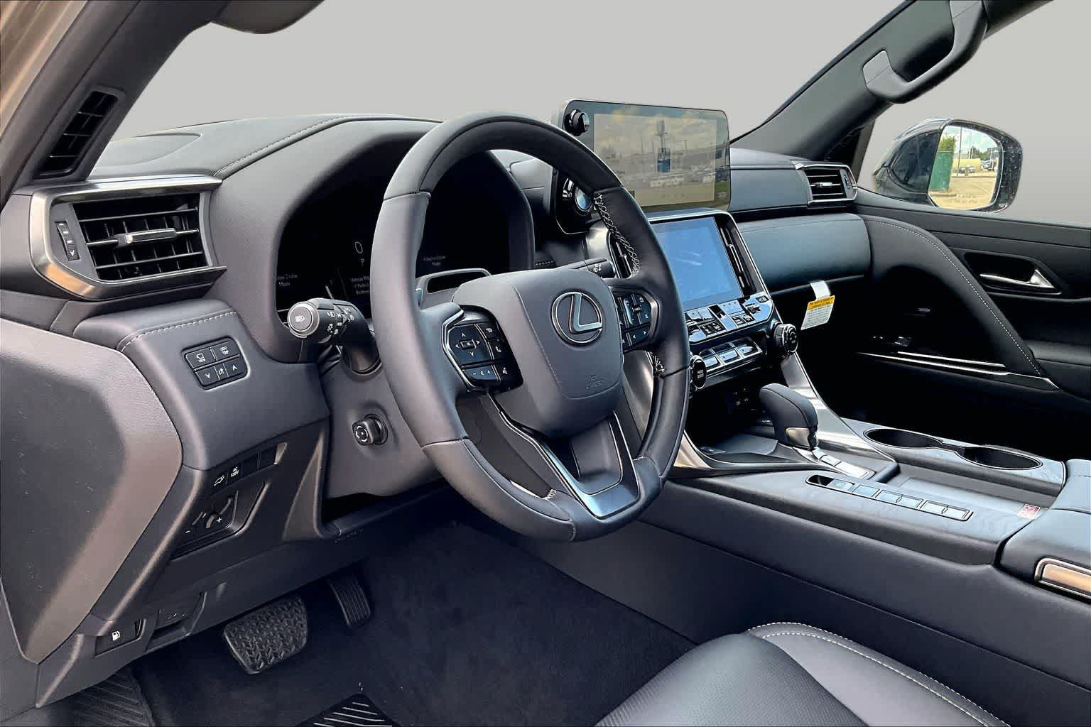 New 2026 Lexus LX 700h Luxury AWD/4WD image 10