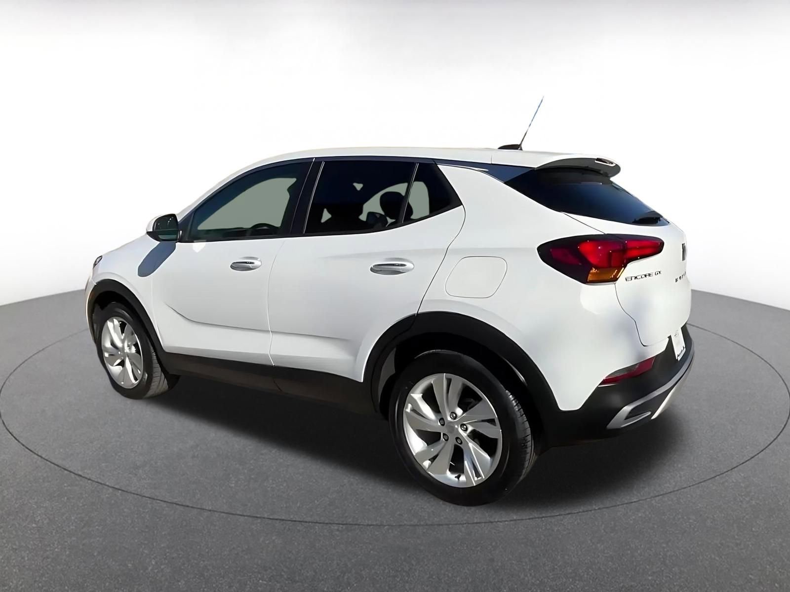Used 2025 Buick Encore GX Preferred image 10