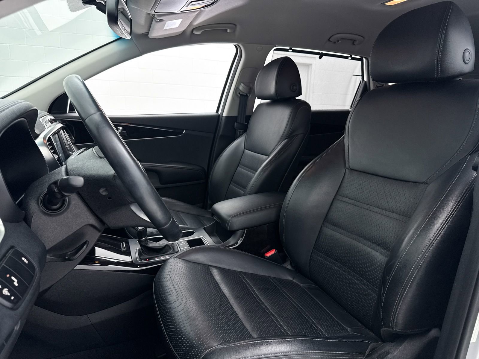 Used 2018 Kia Sorento EX image 20