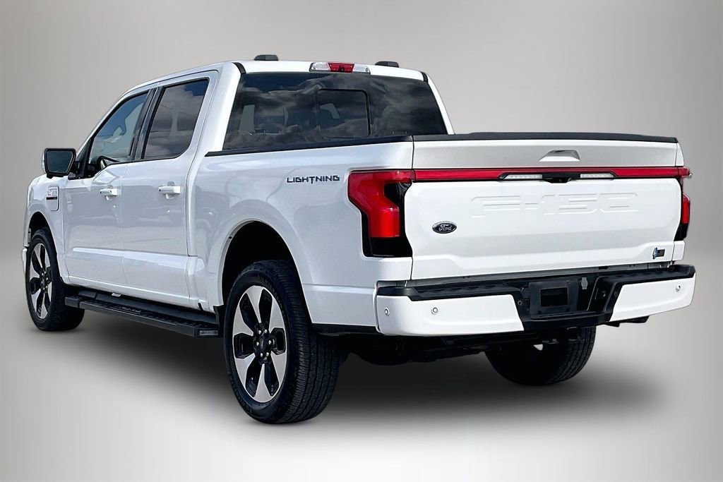 Used 2023 Ford F150 Lightning Platinum image 4