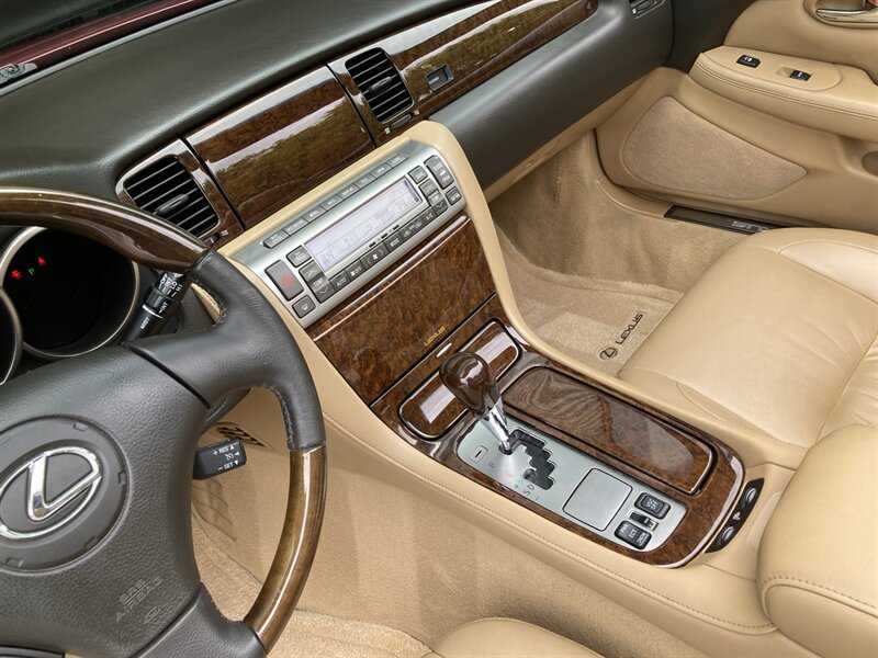 Used 2006 Lexus SC 430 Convertible RWD image 23