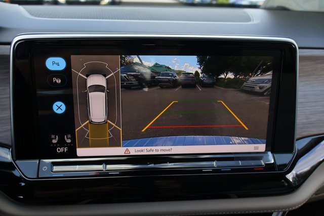 New 2026 Volkswagen Atlas SEL Premium R-Line image 23