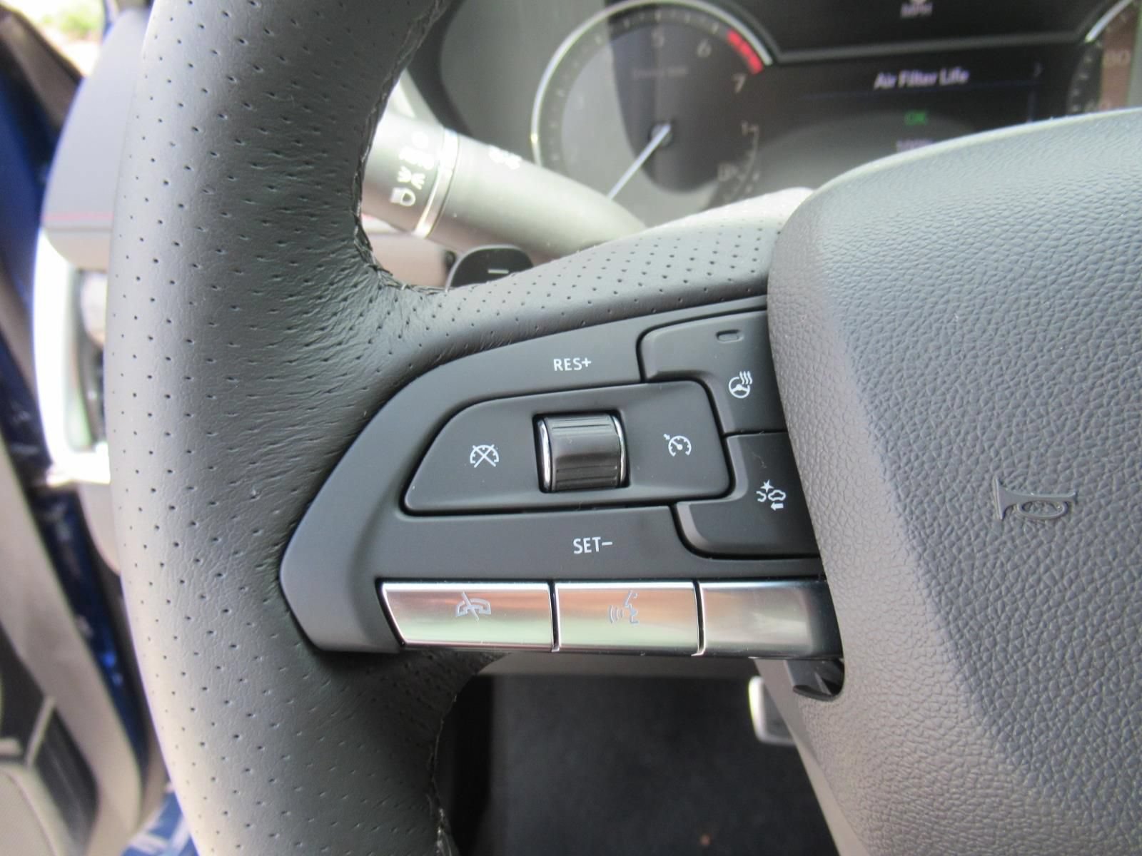 Used 2022 Cadillac XT4 Sport w/ Comfort Package FWD image 24