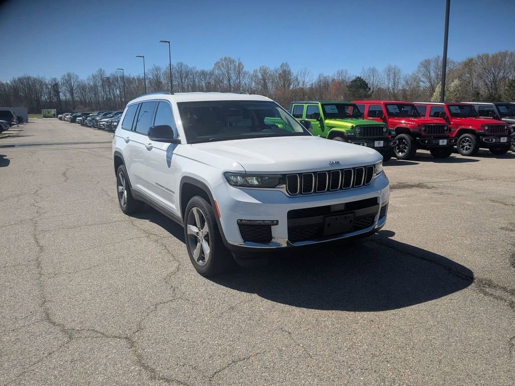 Used 2022 Jeep Grand Cherokee L Limited image 7