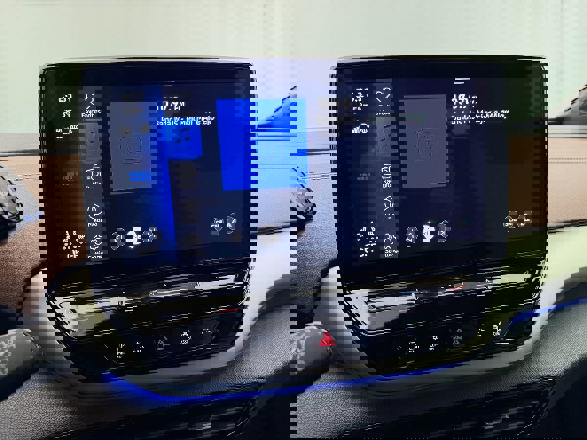 Used 2023 Volkswagen ID.4 Pro image 33