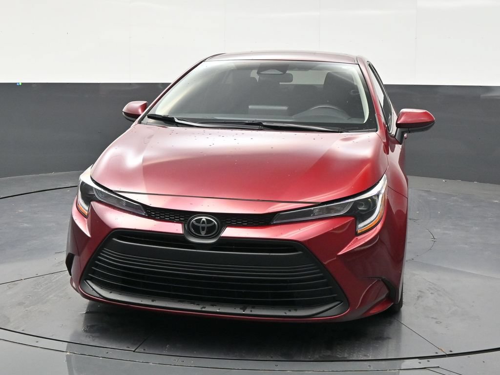 Used 2025 Toyota Corolla LE FWD image 8