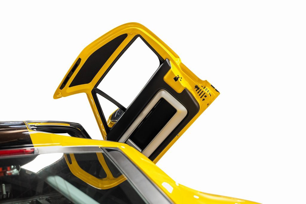 Used 2005 Ford GT image 55