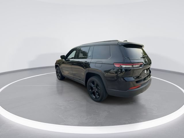 Used 2022 Jeep Grand Cherokee L Laredo RWD image 6