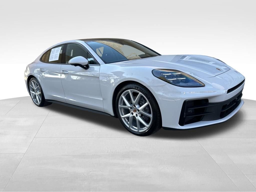 Used 2024 Porsche Panamera 4 image 2