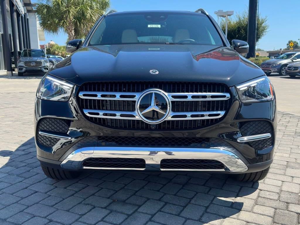 Used 2025 Mercedes-Benz GLE 450e 4MATIC image 6