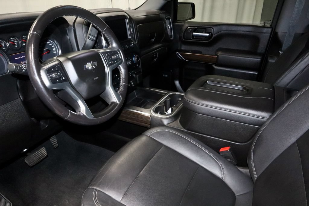 Used 2021 Chevrolet Silverado 1500 RST w/ Convenience Package II AWD/4WD image 22