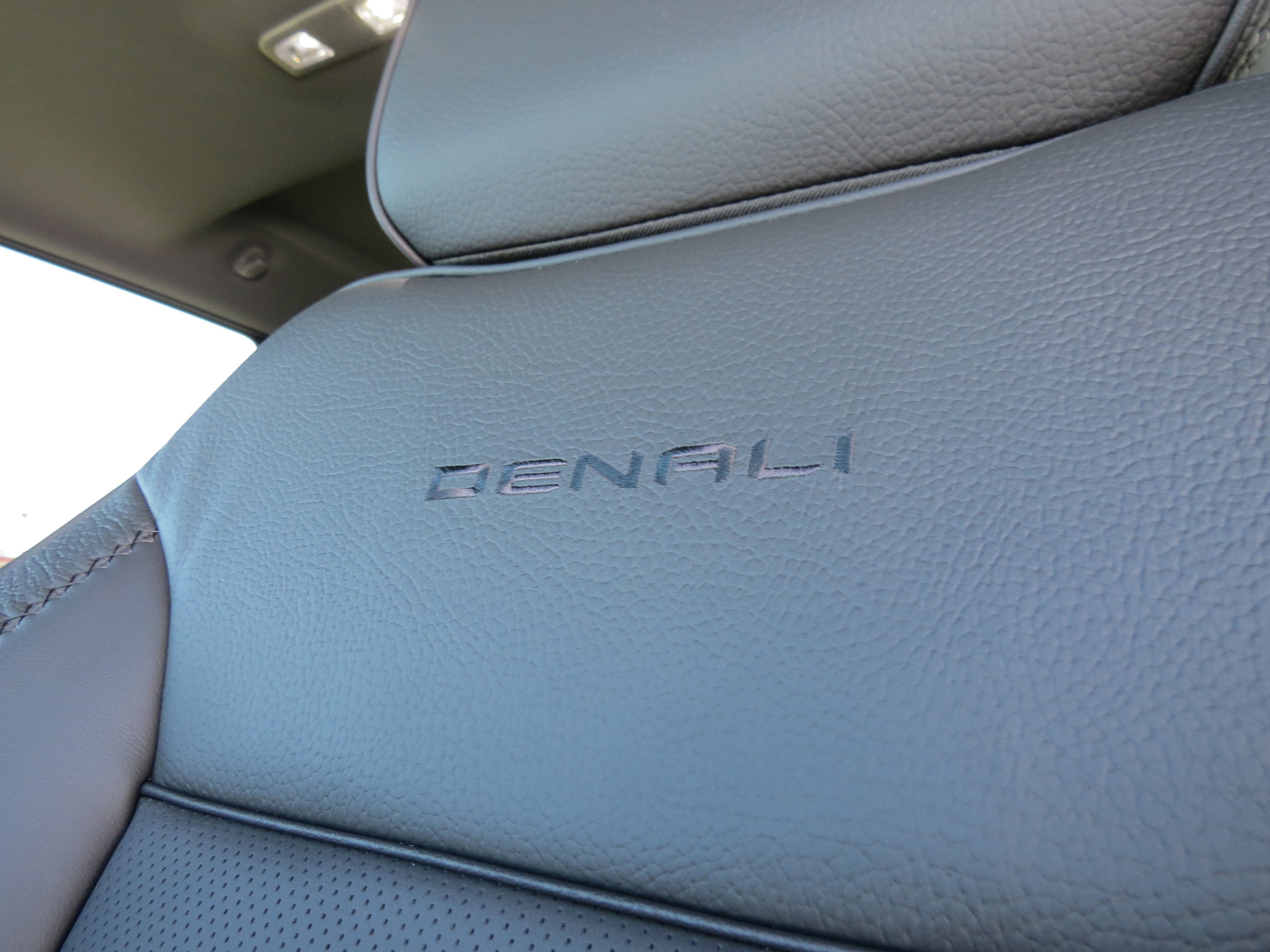 New 2026 GMC Sierra 1500 Denali w/ Technology Package image 22