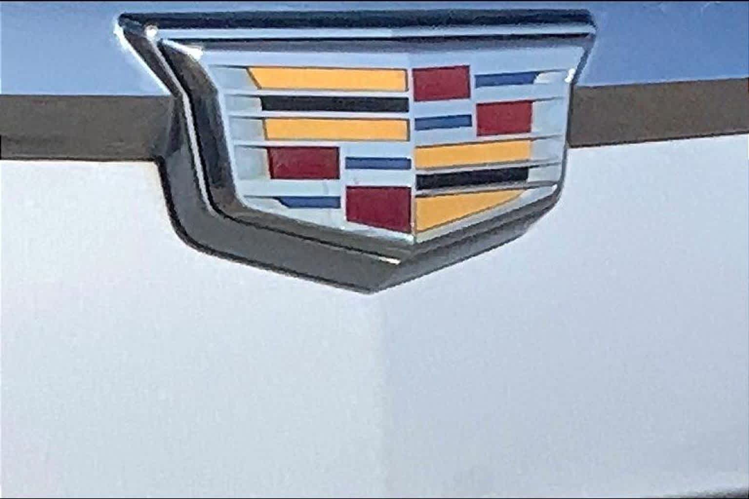 Used 2020 Cadillac Escalade Premium Luxury RWD image 31