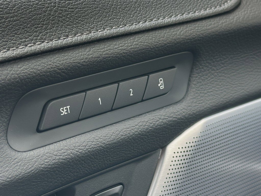 New 2025 Cadillac CT4 Premium Luxury image 24