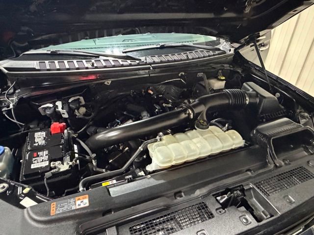 Used 2024 Ford Expedition Limited AWD/4WD image 39