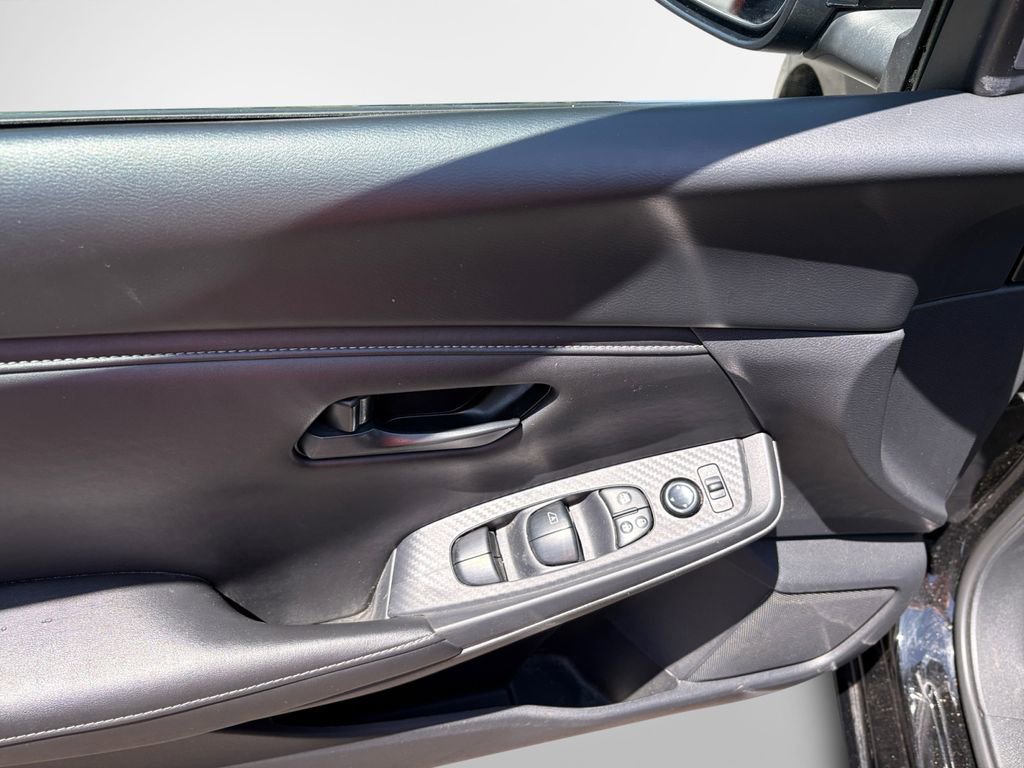 Used 2025 Nissan Sentra S w/ Trunk Package FWD image 14
