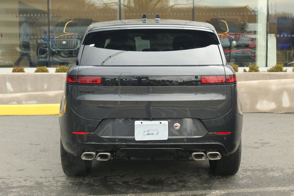 New 2026 Land Rover Range Rover Sport Dynamic SE AWD/4WD image 7