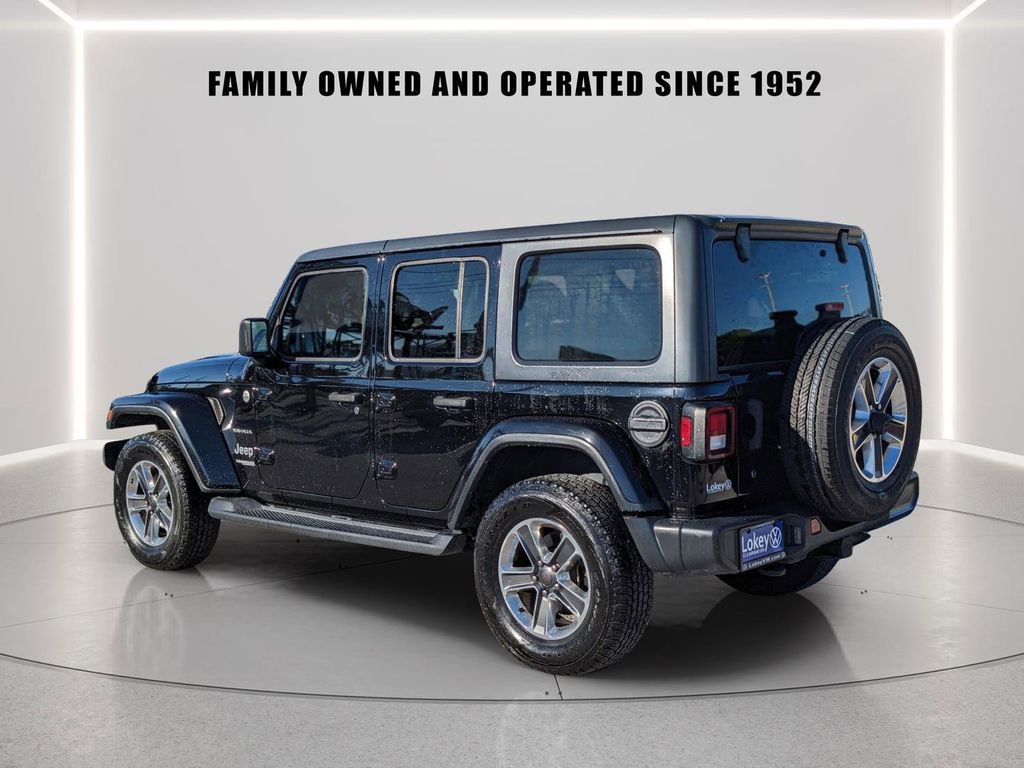 Used 2018 Jeep Wrangler Unlimited Sahara image 4