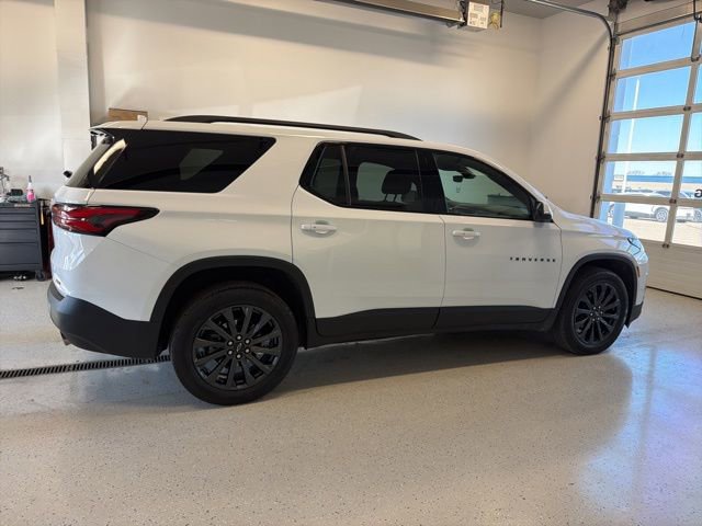 Used 2024 Chevrolet Traverse RS image 9