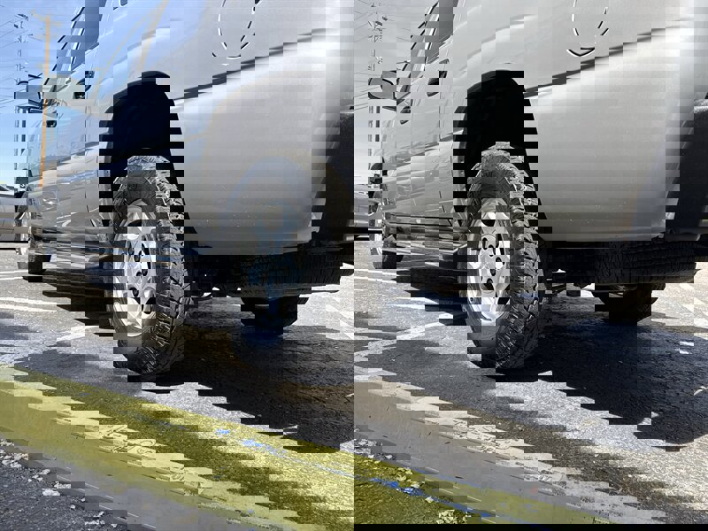 Used 2004 Chevrolet Avalanche 2WD image 6