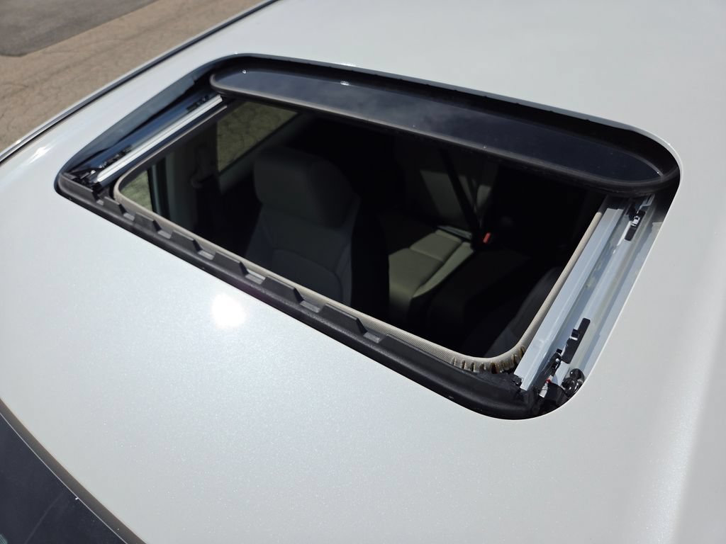New 2026 Honda CR-V EX image 3