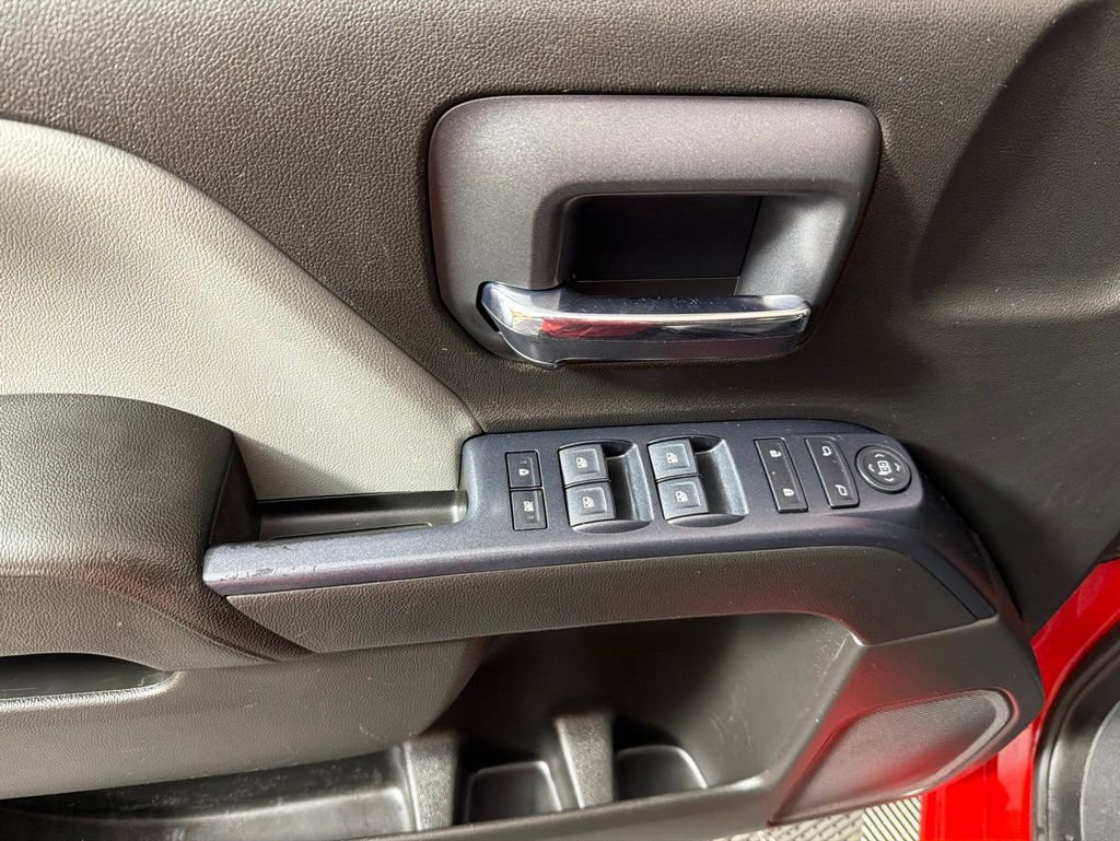 Used 2018 Chevrolet Silverado 1500 Custom w/ Custom Convenience Package RWD image 20