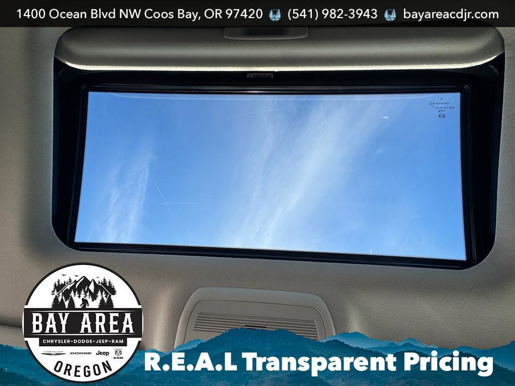 Used 2022 MAZDA MAZDA3 s image 18