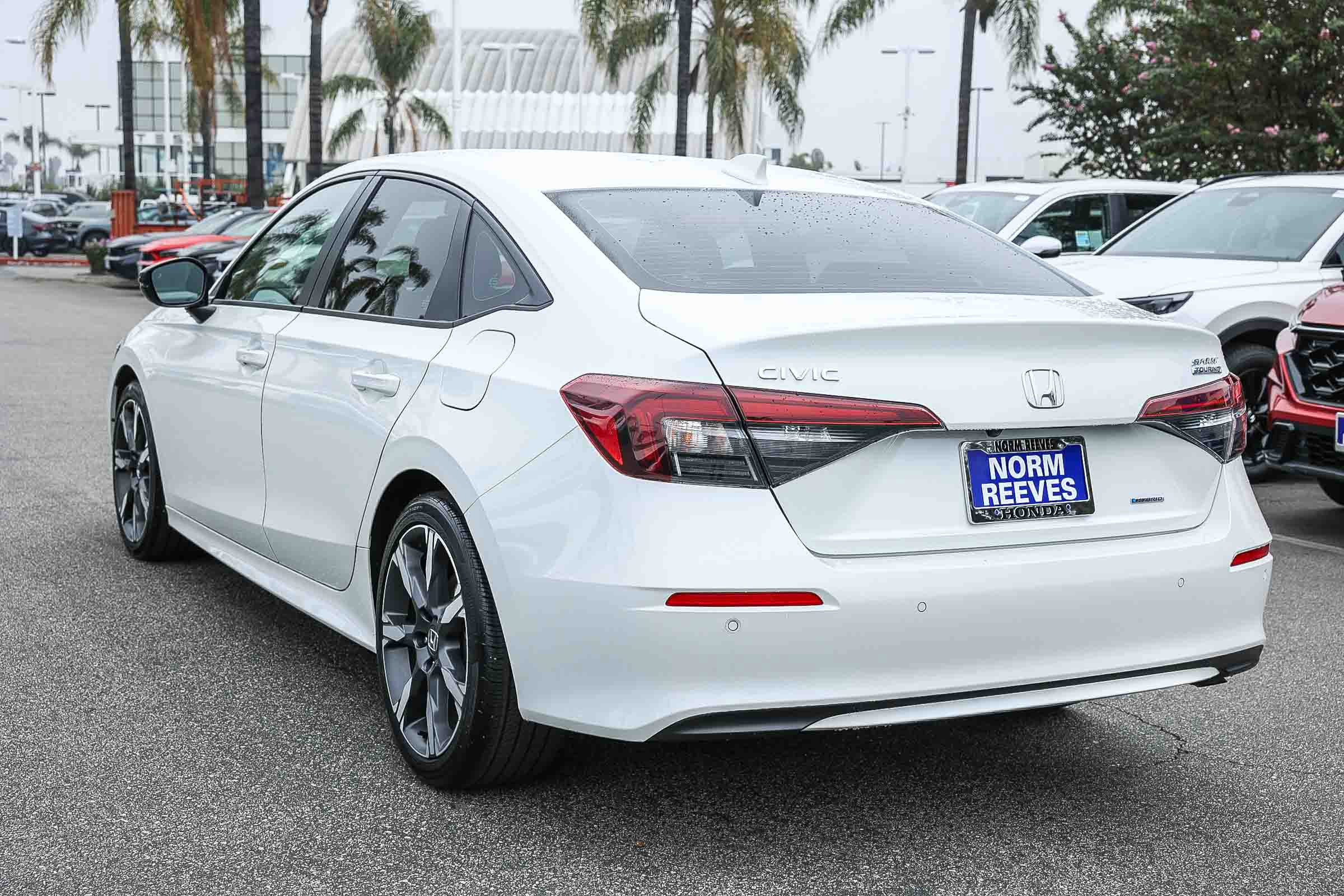 Used 2025 Honda Civic Sport Touring image 4