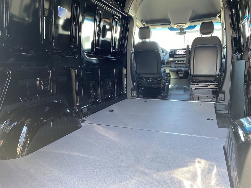 New 2026 Mercedes-Benz Sprinter 144 Cargo image 4