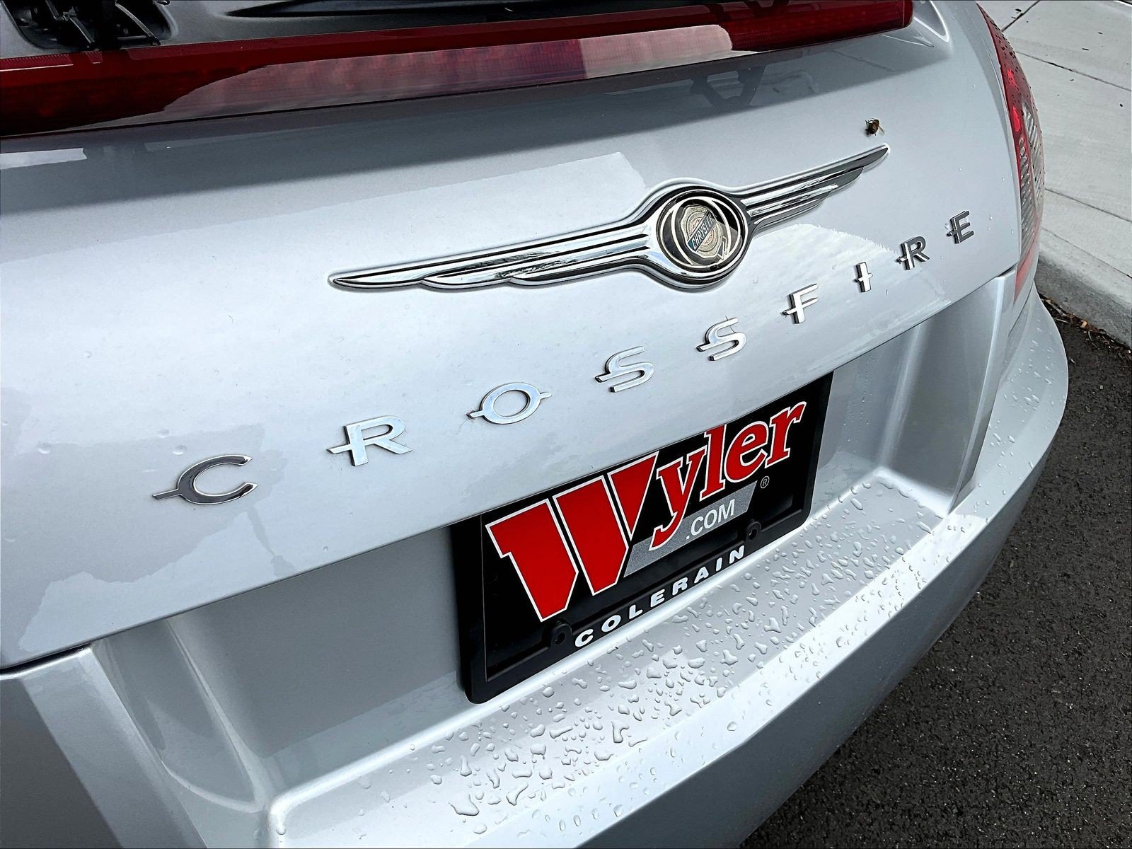 Used 2007 Chrysler Crossfire Limited RWD image 21