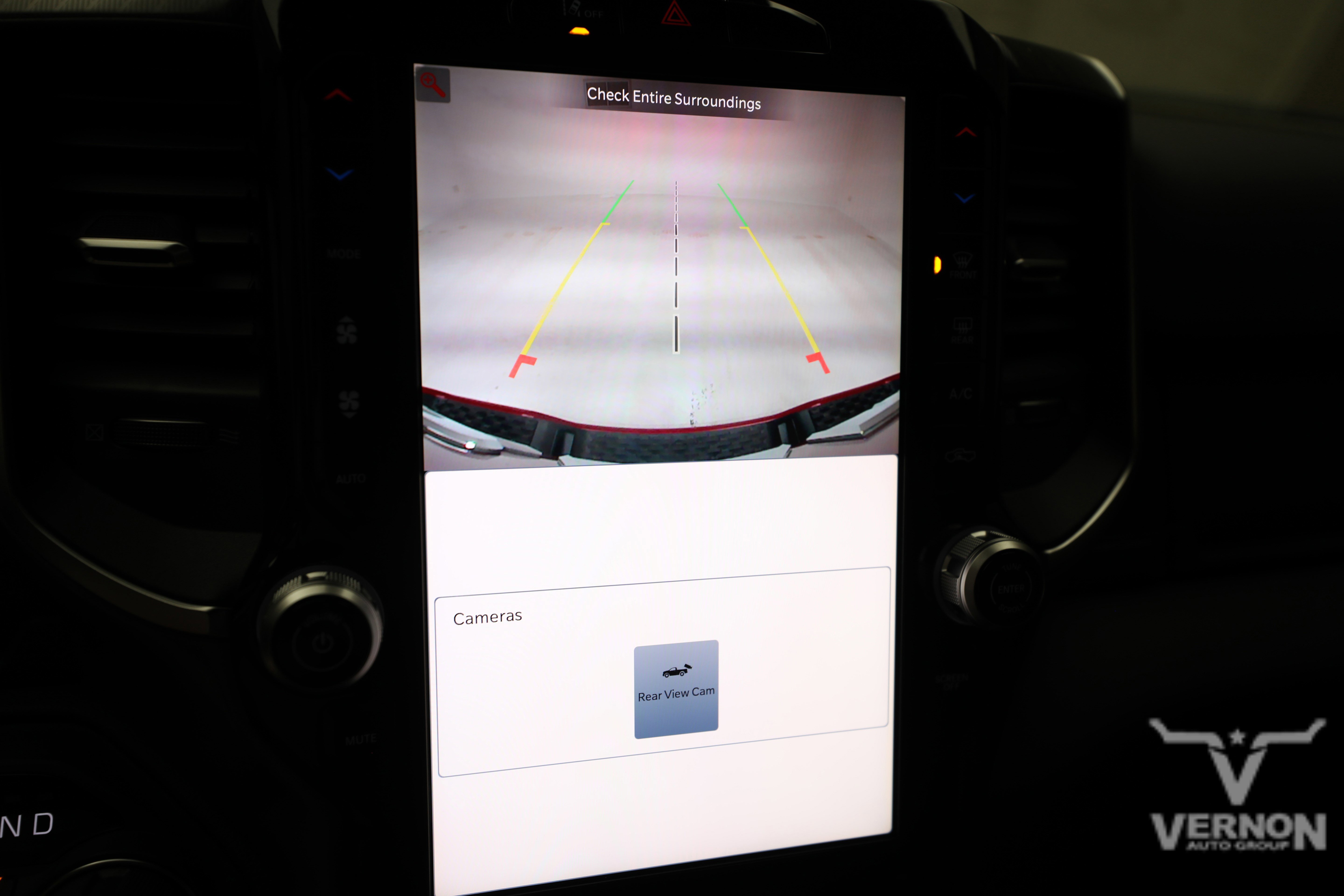 New 2026 RAM 1500 4x4 Crew Cab image 29