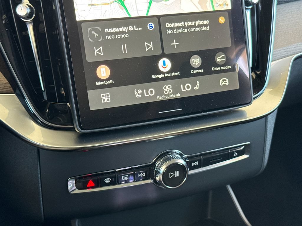 New 2026 Volvo XC90 B6 Core AWD/4WD image 21