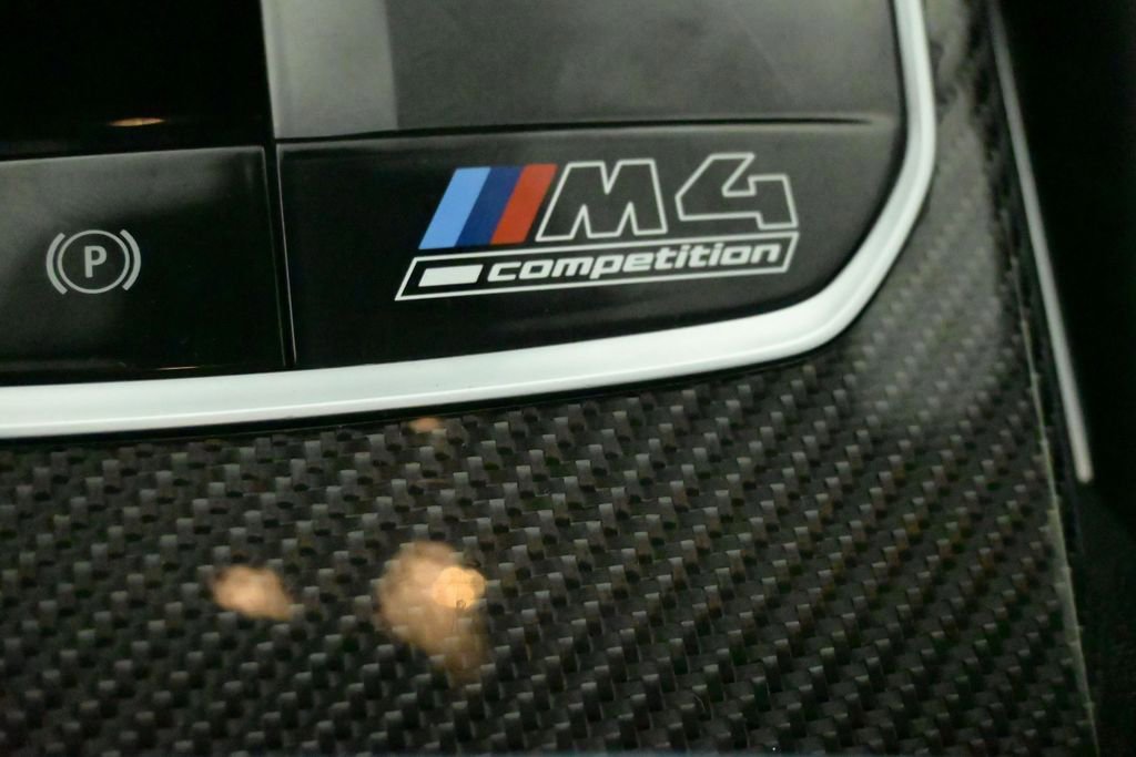 Used 2021 BMW M4 Competition w/ M Carbon Exterior Package RWD image 17